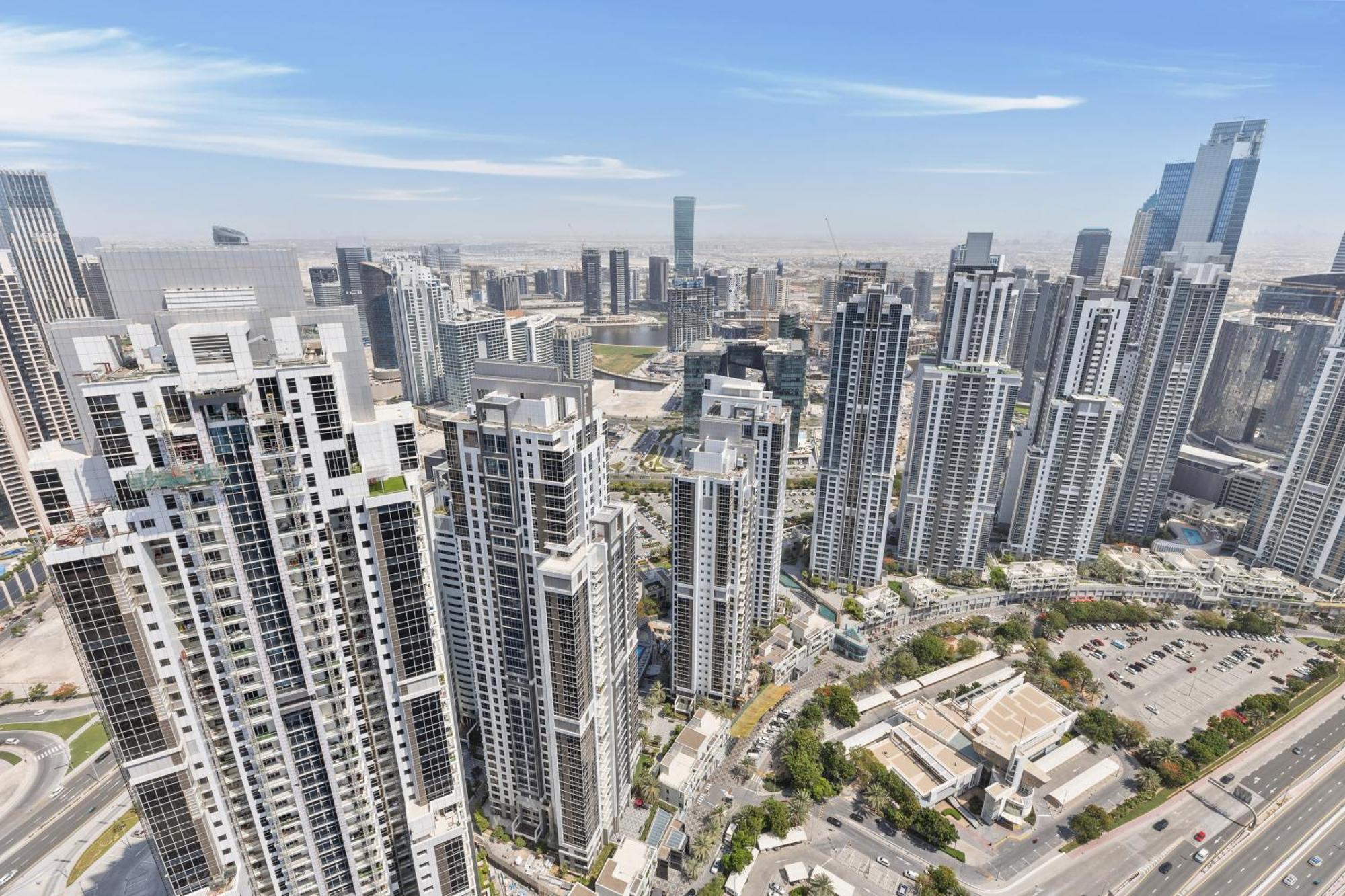 Luxury With Burj Khalifa Views & Infinity Pool * Дубай
